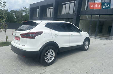Внедорожник / Кроссовер Nissan Rogue Sport 2020 в Черновцах
