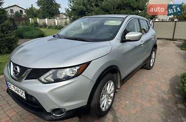Внедорожник / Кроссовер Nissan Rogue Sport 2017 в Львове