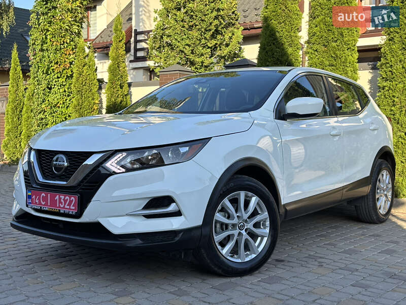 Nissan Rogue Sport 2021