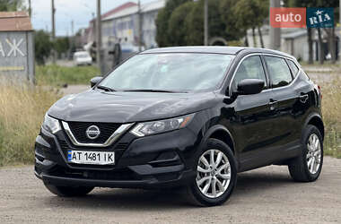 Внедорожник / Кроссовер Nissan Rogue Sport 2021 в Ивано-Франковске
