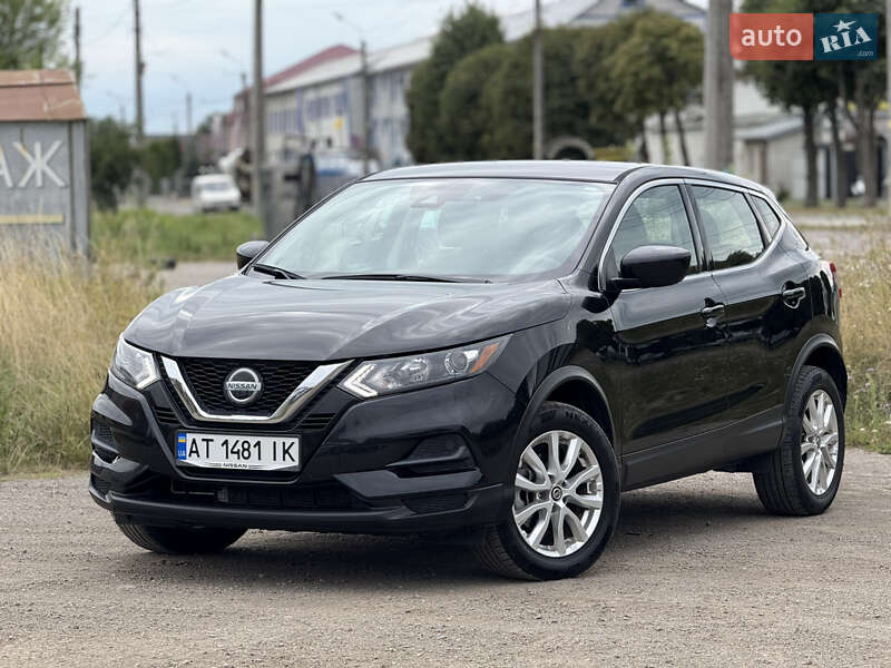 Nissan Rogue Sport 2021