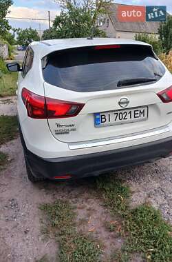 Внедорожник / Кроссовер Nissan Rogue Sport 2018 в Глобине