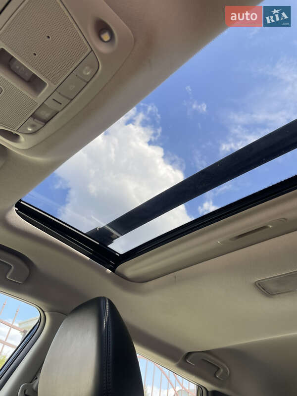 Внедорожник / Кроссовер Nissan Rogue Sport 2017 в Виннице