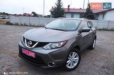 Внедорожник / Кроссовер Nissan Rogue Sport 2018 в Виннице