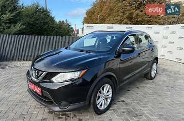 Внедорожник / Кроссовер Nissan Rogue Sport 2019 в Луцке