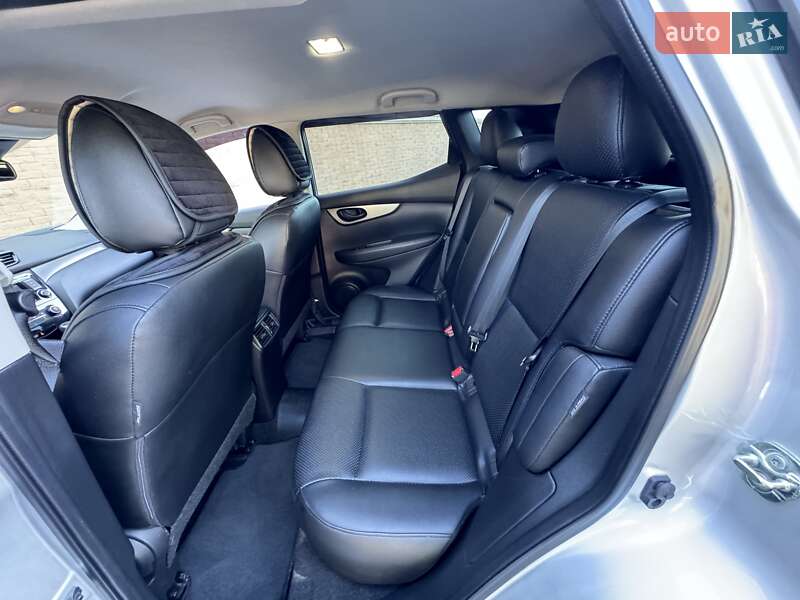 Позашляховик / Кросовер Nissan Rogue Sport 2021 в Одесі