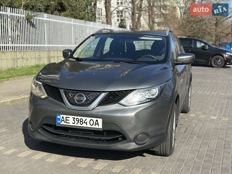 Nissan Rogue Sport 2018