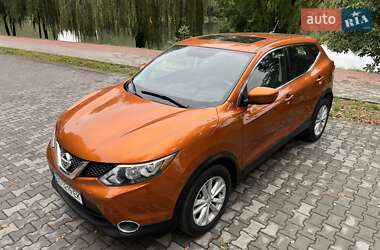 Внедорожник / Кроссовер Nissan Rogue Sport 2017 в Черновцах