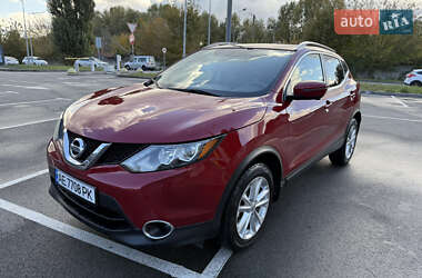Внедорожник / Кроссовер Nissan Rogue Sport 2017 в Киеве