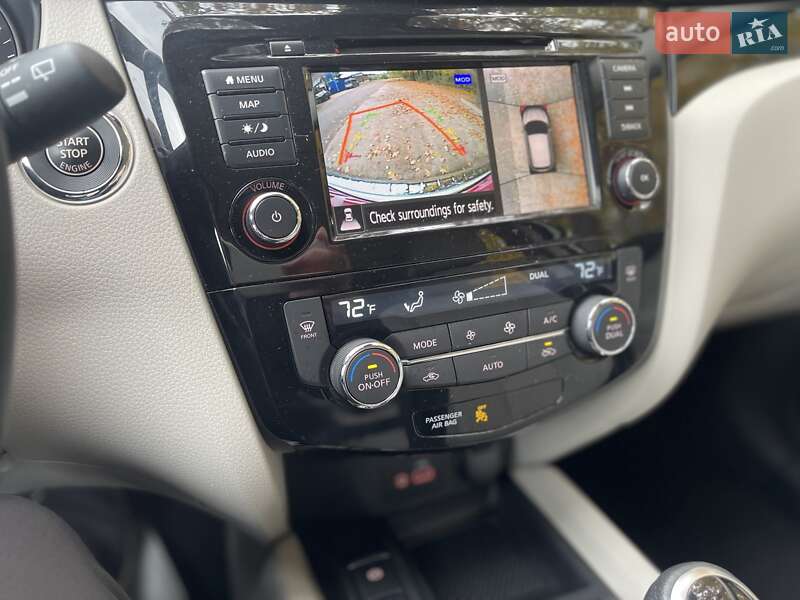 Позашляховик / Кросовер Nissan Rogue Sport 2022 в Києві