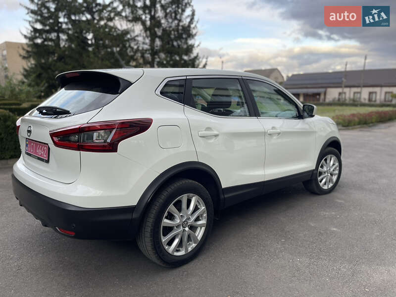 Внедорожник / Кроссовер Nissan Rogue Sport 2021 в Виннице