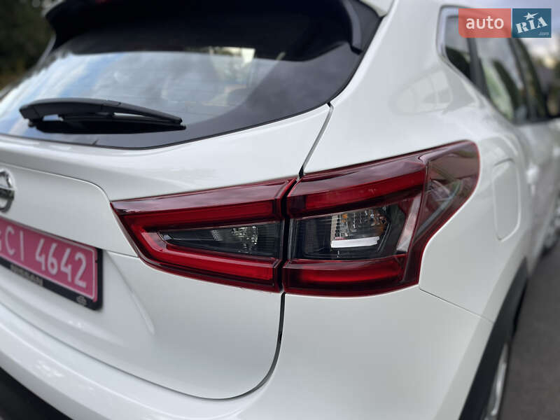 Внедорожник / Кроссовер Nissan Rogue Sport 2021 в Виннице