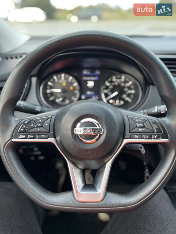 Внедорожник / Кроссовер Nissan Rogue Sport 2019 в Львове