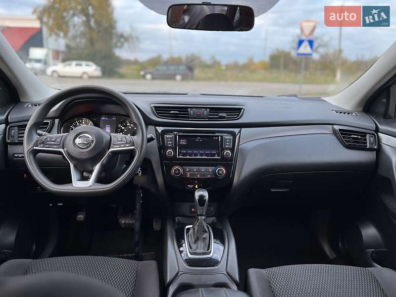 Внедорожник / Кроссовер Nissan Rogue Sport 2019 в Львове