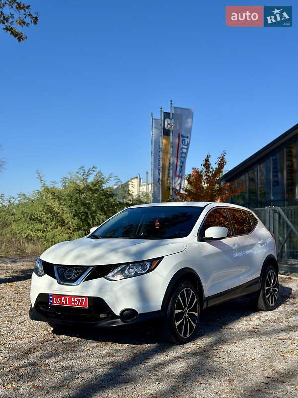 Внедорожник / Кроссовер Nissan Rogue Sport 2018 в Виннице фото 5 Внедорожник / Кроссовер Nissan Rogue Sport 2018 в Виннице