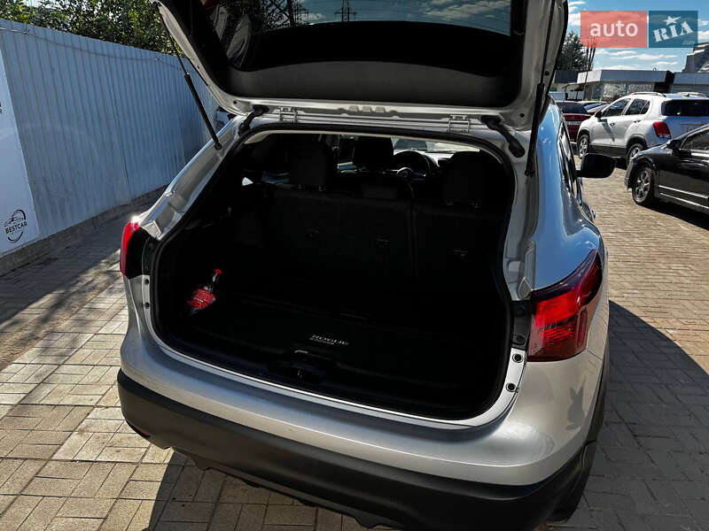 Внедорожник / Кроссовер Nissan Rogue Sport 2019 в Днепре