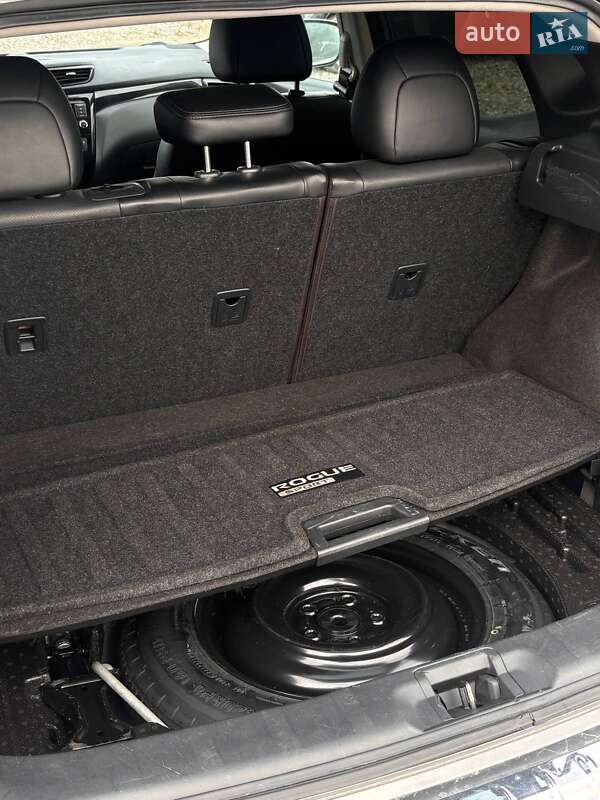 Внедорожник / Кроссовер Nissan Rogue Sport 2019 в Львове