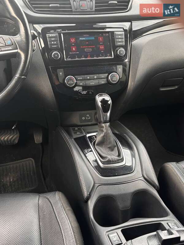 Внедорожник / Кроссовер Nissan Rogue Sport 2019 в Львове