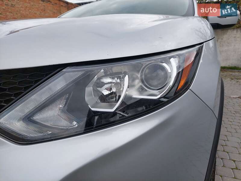 Позашляховик / Кросовер Nissan Rogue Sport 2019 в Первомайську