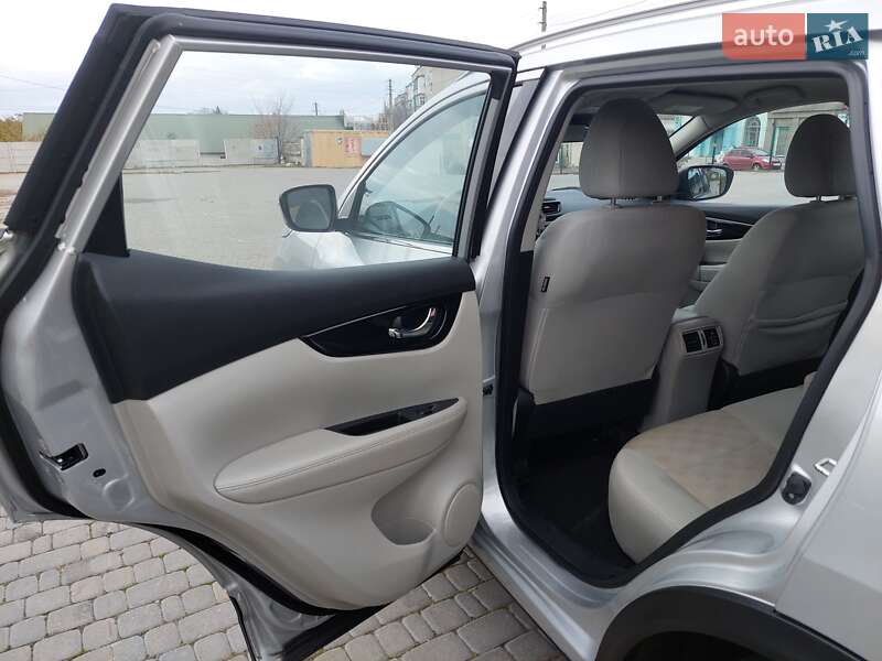 Позашляховик / Кросовер Nissan Rogue Sport 2019 в Первомайську