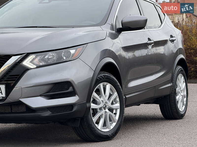 Внедорожник / Кроссовер Nissan Rogue Sport 2022 в Дрогобыче