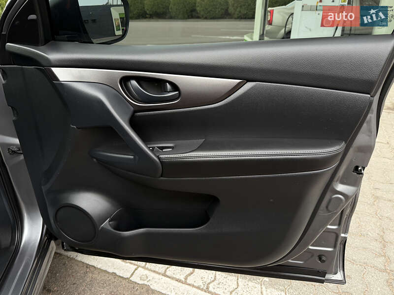 Внедорожник / Кроссовер Nissan Rogue Sport 2022 в Дрогобыче