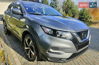 Позашляховик / Кросовер Nissan Rogue Sport 2022 в Києві