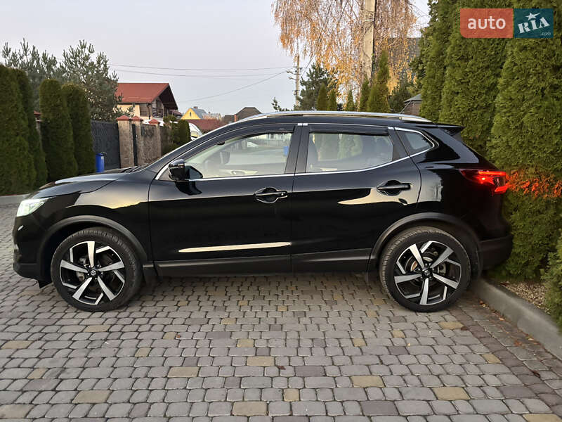 Внедорожник / Кроссовер Nissan Rogue Sport 2020 в Львове