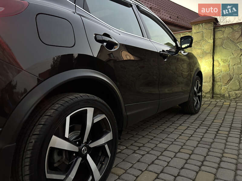 Внедорожник / Кроссовер Nissan Rogue Sport 2020 в Львове