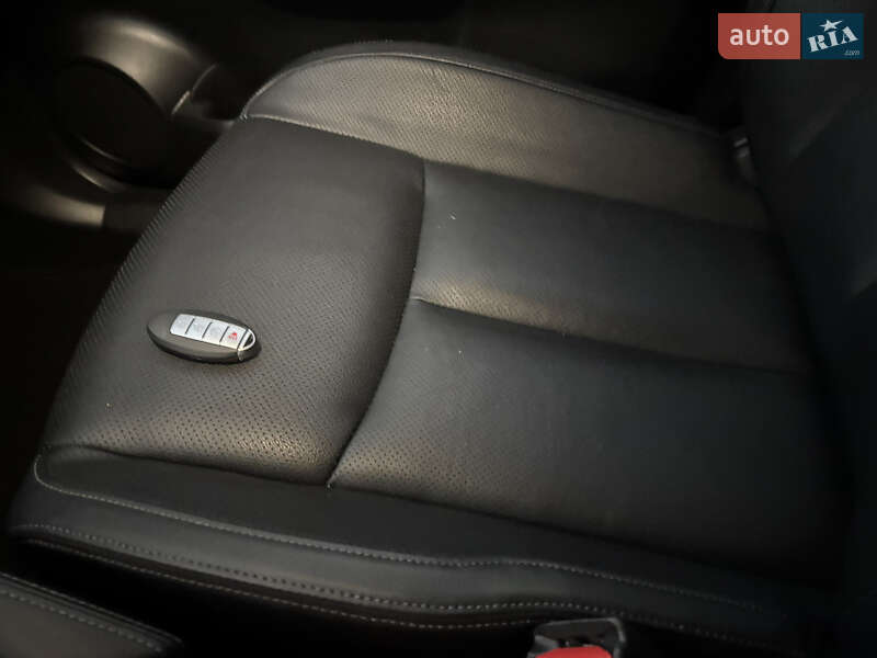 Внедорожник / Кроссовер Nissan Rogue Sport 2020 в Львове