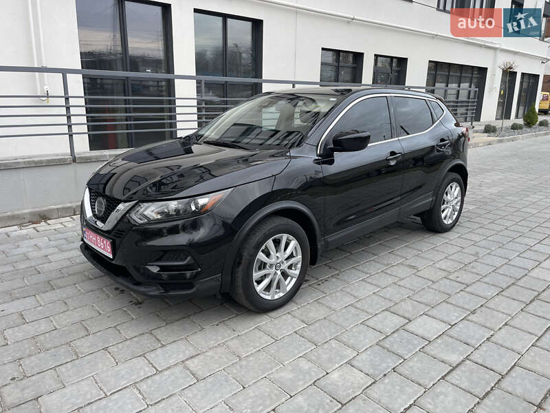 Внедорожник / Кроссовер Nissan Rogue Sport 2021 в Ровно