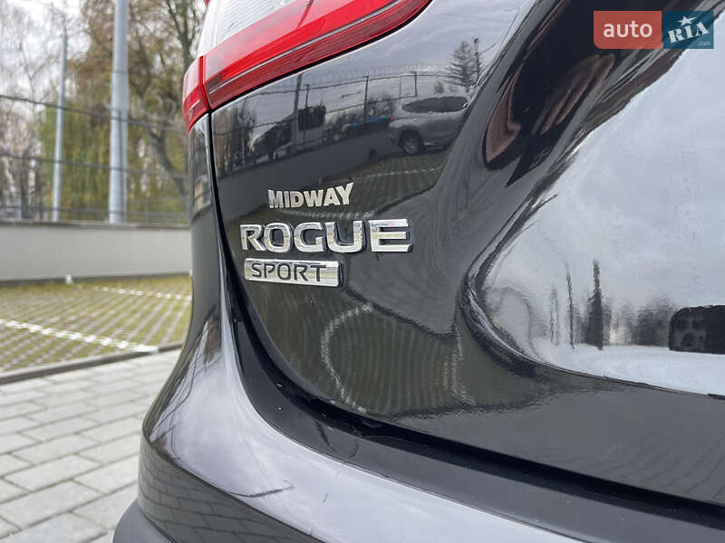 Внедорожник / Кроссовер Nissan Rogue Sport 2021 в Ровно