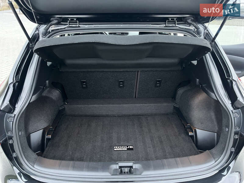 Позашляховик / Кросовер Nissan Rogue Sport 2020 в Вінниці