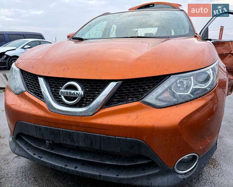 Внедорожник / Кроссовер Nissan Rogue Sport 2017 в Киеве фото 2 Внедорожник / Кроссовер Nissan Rogue Sport 2017 в Киеве