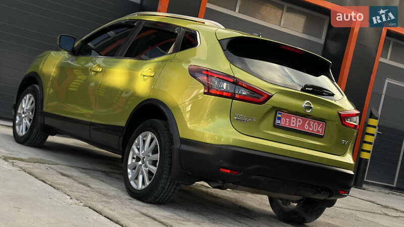 Внедорожник / Кроссовер Nissan Rogue Sport 2020 в Самборе