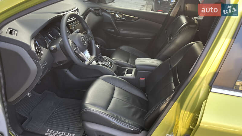 Внедорожник / Кроссовер Nissan Rogue Sport 2020 в Самборе