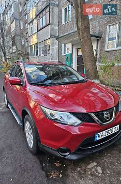 Позашляховик / Кросовер Nissan Rogue Sport 2018 в Києві