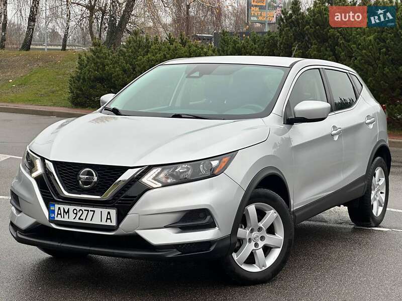 Nissan Rogue Sport 2020