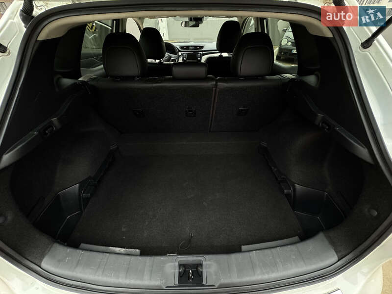 Внедорожник / Кроссовер Nissan Rogue Sport 2019 в Киеве фото 53 Внедорожник / Кроссовер Nissan Rogue Sport 2019 в Киеве