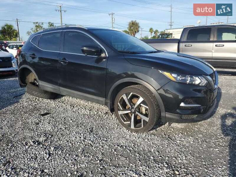 Внедорожник / Кроссовер Nissan Rogue Sport 2020 в Львове