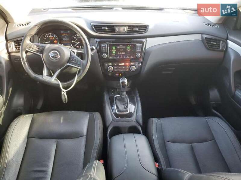 Внедорожник / Кроссовер Nissan Rogue Sport 2020 в Львове