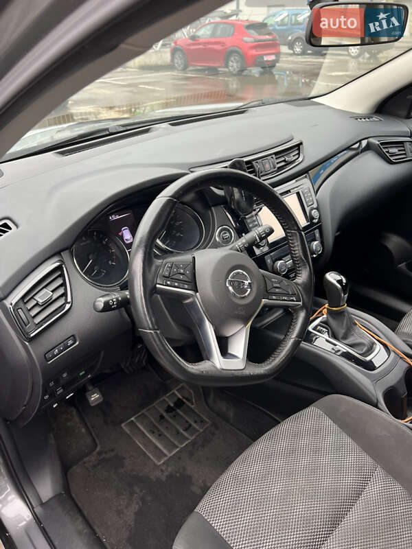 Позашляховик / Кросовер Nissan Rogue Sport 2017 в Львові фото 29 Позашляховик / Кросовер Nissan Rogue Sport 2017 в Львові