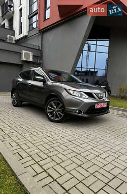 Внедорожник / Кроссовер Nissan Rogue Sport 2018 в Львове