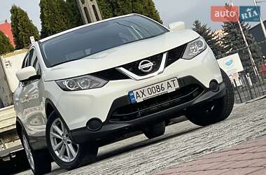 Внедорожник / Кроссовер Nissan Rogue Sport 2017 в Львове