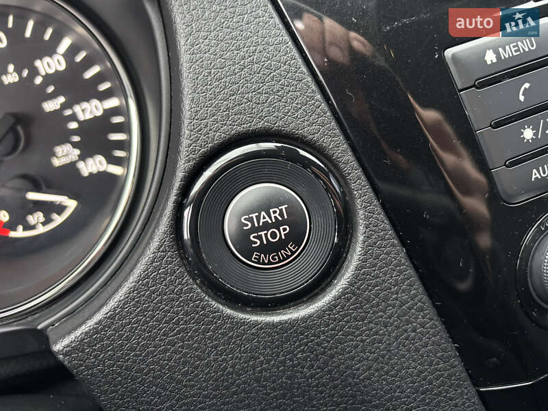 Внедорожник / Кроссовер Nissan Rogue Sport 2020 в Львове