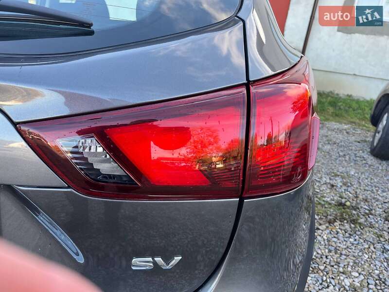 Позашляховик / Кросовер Nissan Rogue Sport 2017 в Івано-Франківську