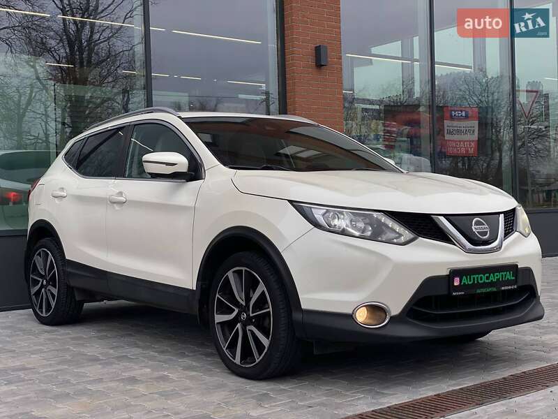 Внедорожник / Кроссовер Nissan Rogue Sport 2017 в Киеве фото 7 Внедорожник / Кроссовер Nissan Rogue Sport 2017 в Киеве