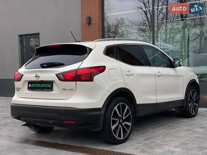 Внедорожник / Кроссовер Nissan Rogue Sport 2017 в Киеве фото 12 Внедорожник / Кроссовер Nissan Rogue Sport 2017 в Киеве