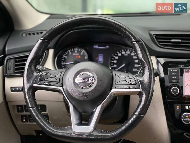 Внедорожник / Кроссовер Nissan Rogue Sport 2017 в Киеве фото 47 Внедорожник / Кроссовер Nissan Rogue Sport 2017 в Киеве