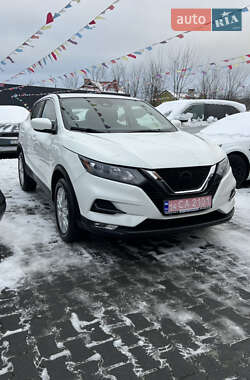Внедорожник / Кроссовер Nissan Rogue Sport 2020 в Черновцах